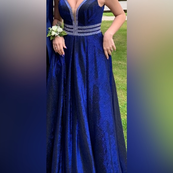 PROM 🔥SALE🔥Norma Reed Gown in blue size XS - Picture 4 of 16